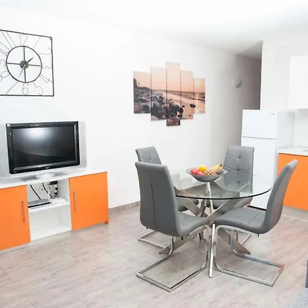 Optimist 1 Apartamento *